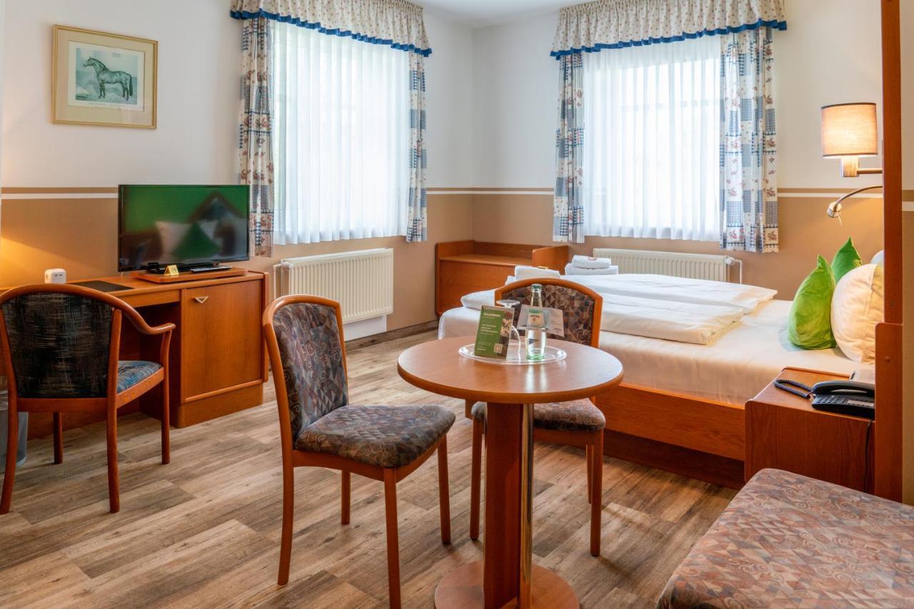 Parkhotel Neustadt Garni Екстер'єр фото